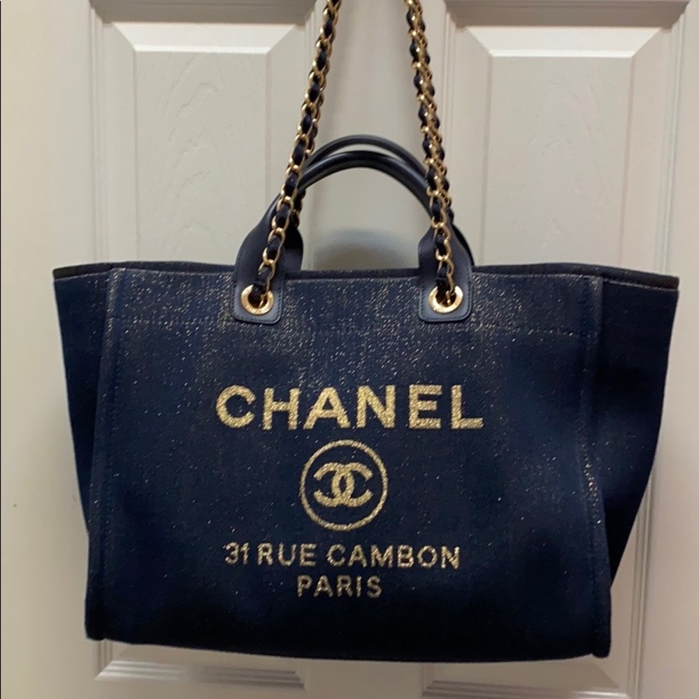 Chanel deauville 30 cm navy gold tote